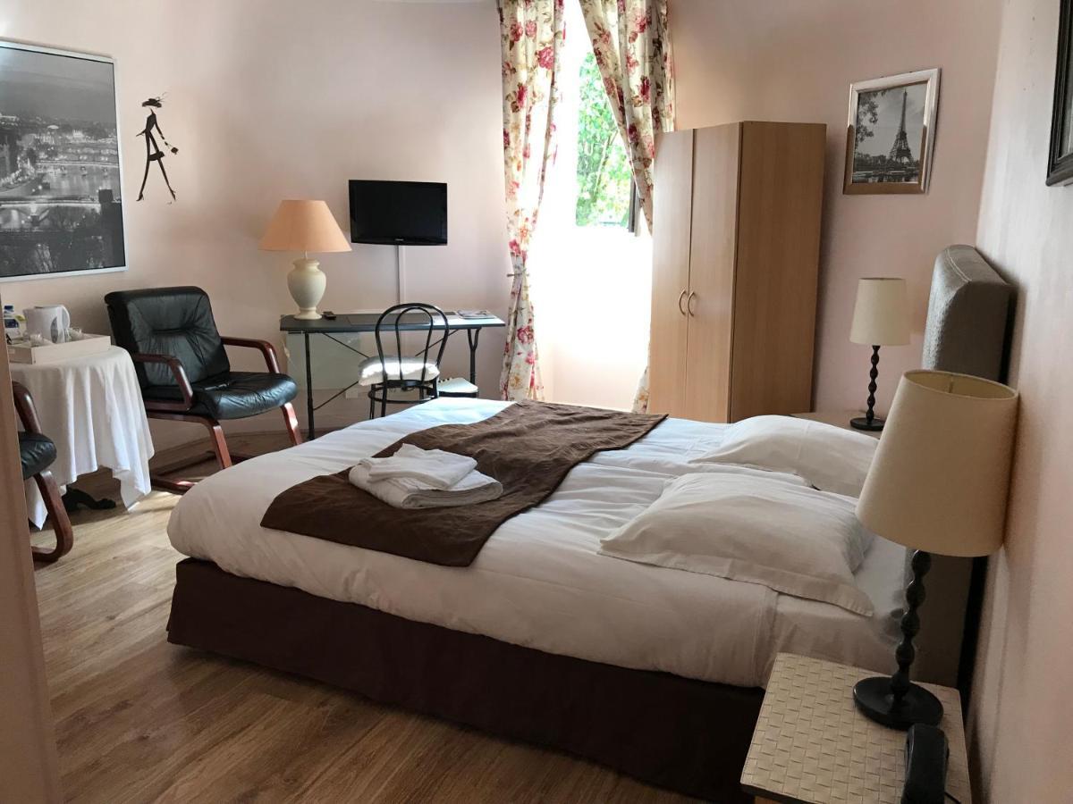Hotel De Paris Restaurant Bistronomy Les Andelys Esterno foto